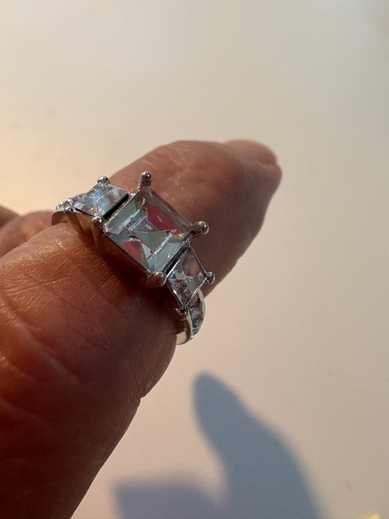 Jewelry - Silver-Tone Three-Stone Clear Cubic Zirconia Ring Size 7
